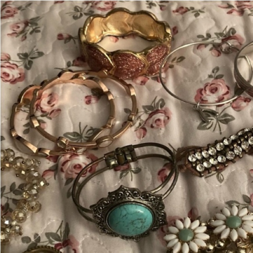 Bracelet Bundle! 9 Bracelets